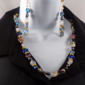 001: Necklace Suite with Bracelet.